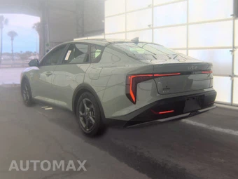 2025 Kia K4 LXS - miniatura 8
