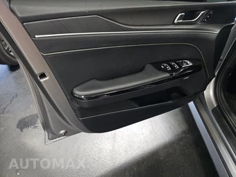 2025 Kia K5 GT - miniatura 9