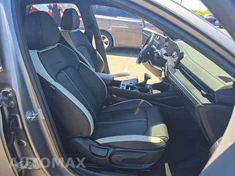 2025 Kia K5 GT-Line - miniatura 18
