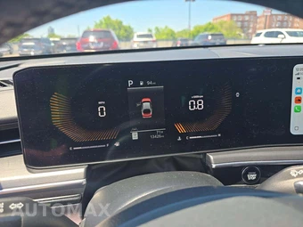 2025 Kia K5 GT-Line - miniatura 9