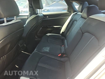 2025 Kia K5 GT-Line - miniatura 13