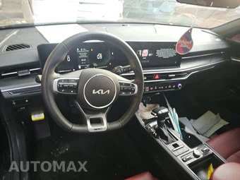 2025 Kia K5 GT-Line - miniatura 11