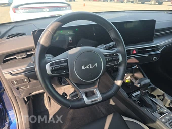 2025 Kia K5 GT-Line - miniatura 10