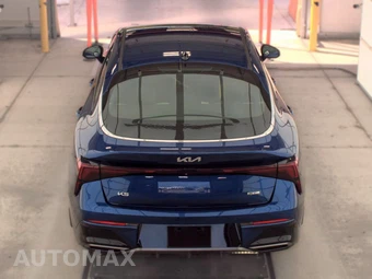 2025 Kia K5 GT-Line - miniatura 5