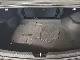 2025 Kia K5 GT-Line - miniatura 13