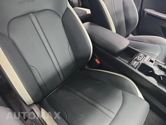 2025 Kia K5 GT-Line - miniatura 18