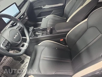 2025 Kia K5 GT-Line - miniatura 7