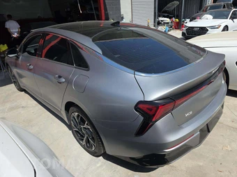 2025 Kia K5 GT-Line - miniatura 2