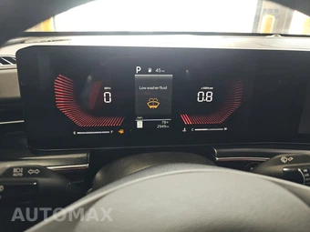 2025 Kia K5 GT-Line - miniatura 12