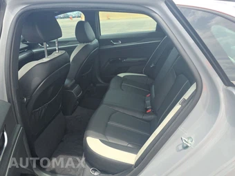 2025 Kia K5 GT-Line - miniatura 13