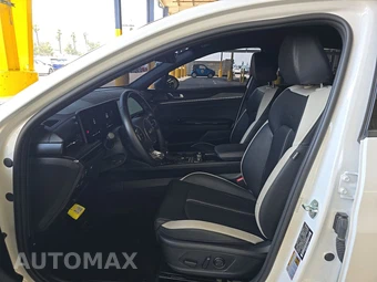 2025 Kia K5 GT-Line - miniatura 7