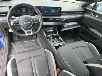2025 Kia K5 GT-Line - miniatura 11