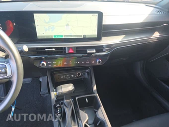 2025 Kia K5 GT-Line - miniatura 11