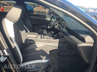 2025 Kia K5 GT-Line - miniatura 8