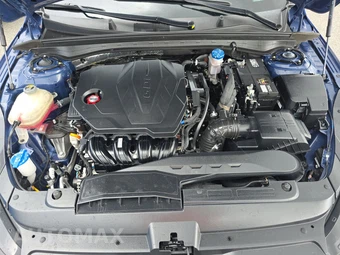 2025 Kia K5 GT-Line - miniatura 15