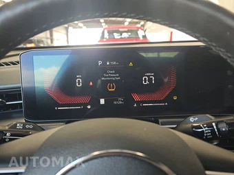 2025 Kia K5 GT-Line - miniatura 12