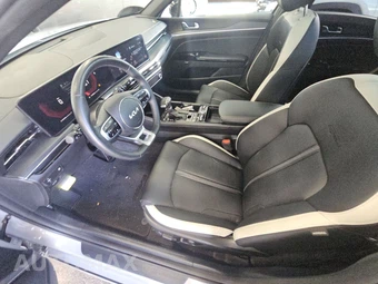 2025 Kia K5 GT-Line - miniatura 7