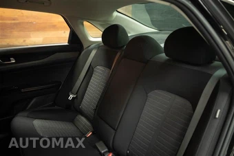 2025 Kia K5 LXS - miniatura 11