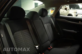 2025 Kia K5 LXS - miniatura 15
