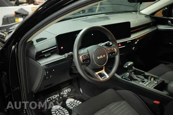 2025 Kia K5 LXS - miniatura 9