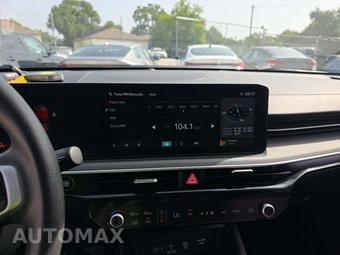 2025 Kia K5 LXS - miniatura 10