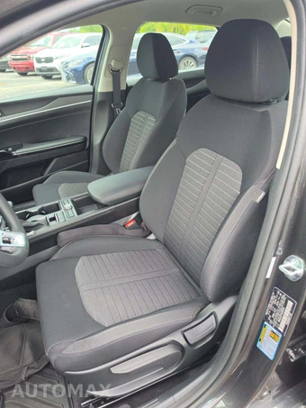 2025 Kia K5 LXS - miniatura 3