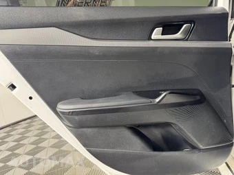2025 Kia K5 LXS - miniatura 38
