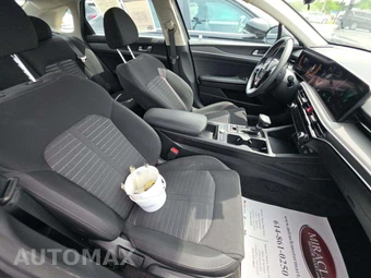 2025 Kia K5 LXS - miniatura 18