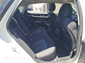 2025 Kia K5 LXS - miniatura 13