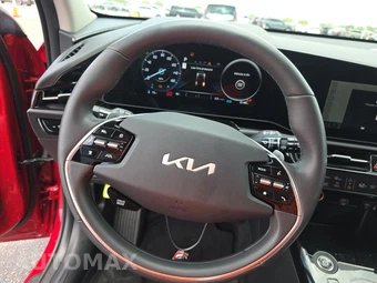 2025 Kia Niro EV Wind - miniatura 16