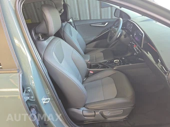 2025 Kia Niro EV Wind - miniatura 8