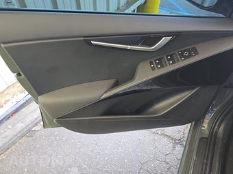 2025 Kia Niro EV Wind - miniatura 9