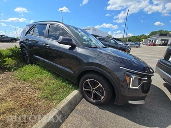 2025 Kia Niro EX - miniatura 4