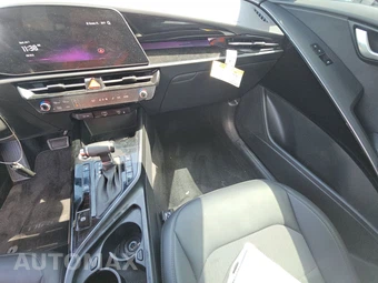 2025 Kia Niro EX - miniatura 11