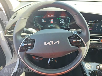 2025 Kia Niro EX - miniatura 10