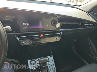2025 Kia Niro EX - miniatura 11