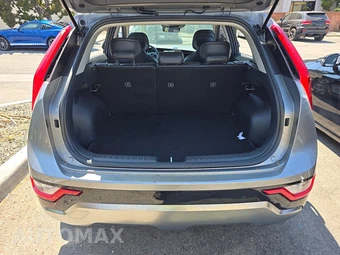 2025 Kia Niro EX Touring - miniatura 16