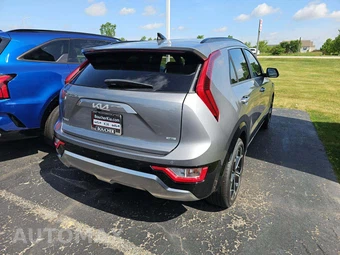 2025 Kia Niro EX Touring - miniatura 3