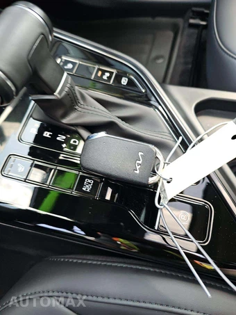2025 Kia Niro EX Touring - miniatura 8