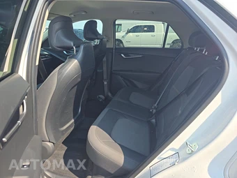 2025 Kia Niro LX - miniatura 13