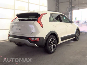 2025 Kia Niro LX - miniatura 4