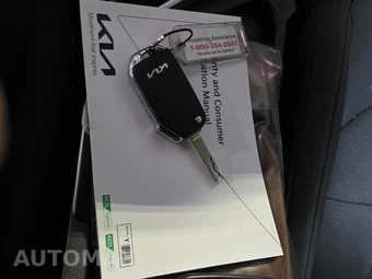 2025 Kia Niro LX - miniatura 13