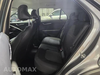 2025 Kia Niro LX - miniatura 18