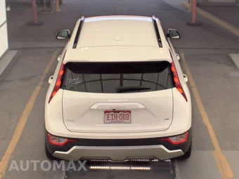 2025 Kia Niro LX - miniatura 5