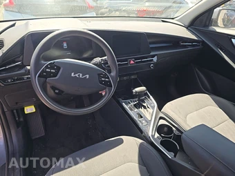 2025 Kia Niro LX - miniatura 11