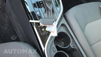 2025 Kia Niro LX - miniatura 20