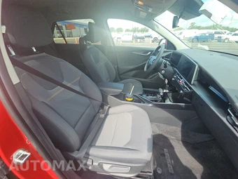 2025 Kia Niro LX - miniatura 8