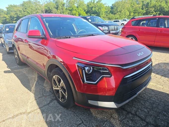 2025 Kia Niro LX - miniatura 3