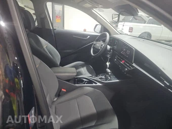 2025 Kia Niro LX - miniatura 8