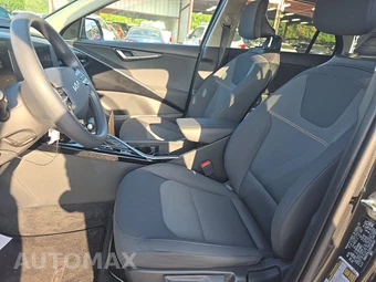2025 Kia Niro LX - miniatura 7